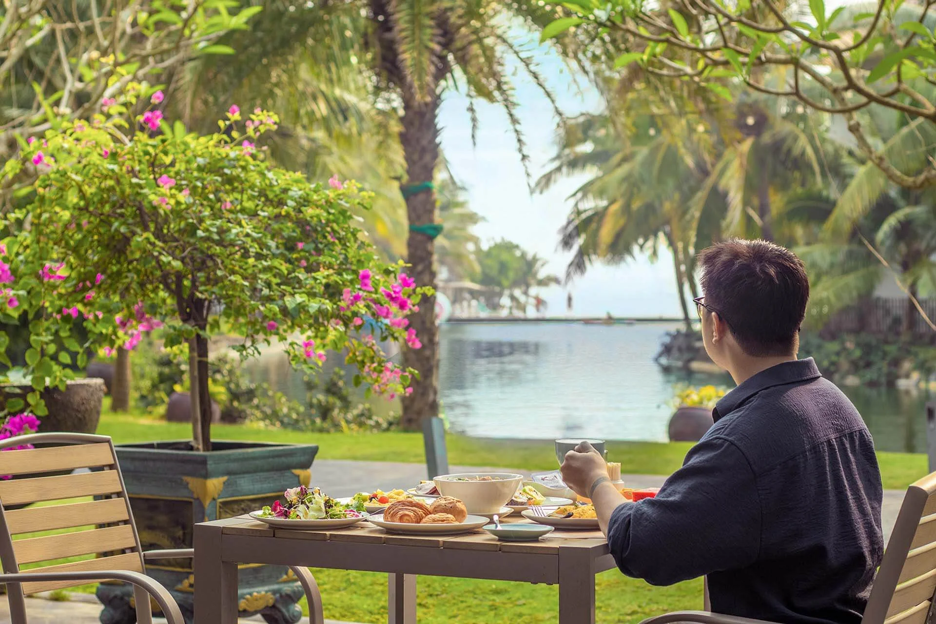 KOI Danang Resort | Aqua Vista Restaurant