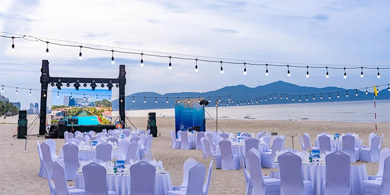 KOI-resort-residence-da-nang-to-chuc-tiec-ngoai-troi