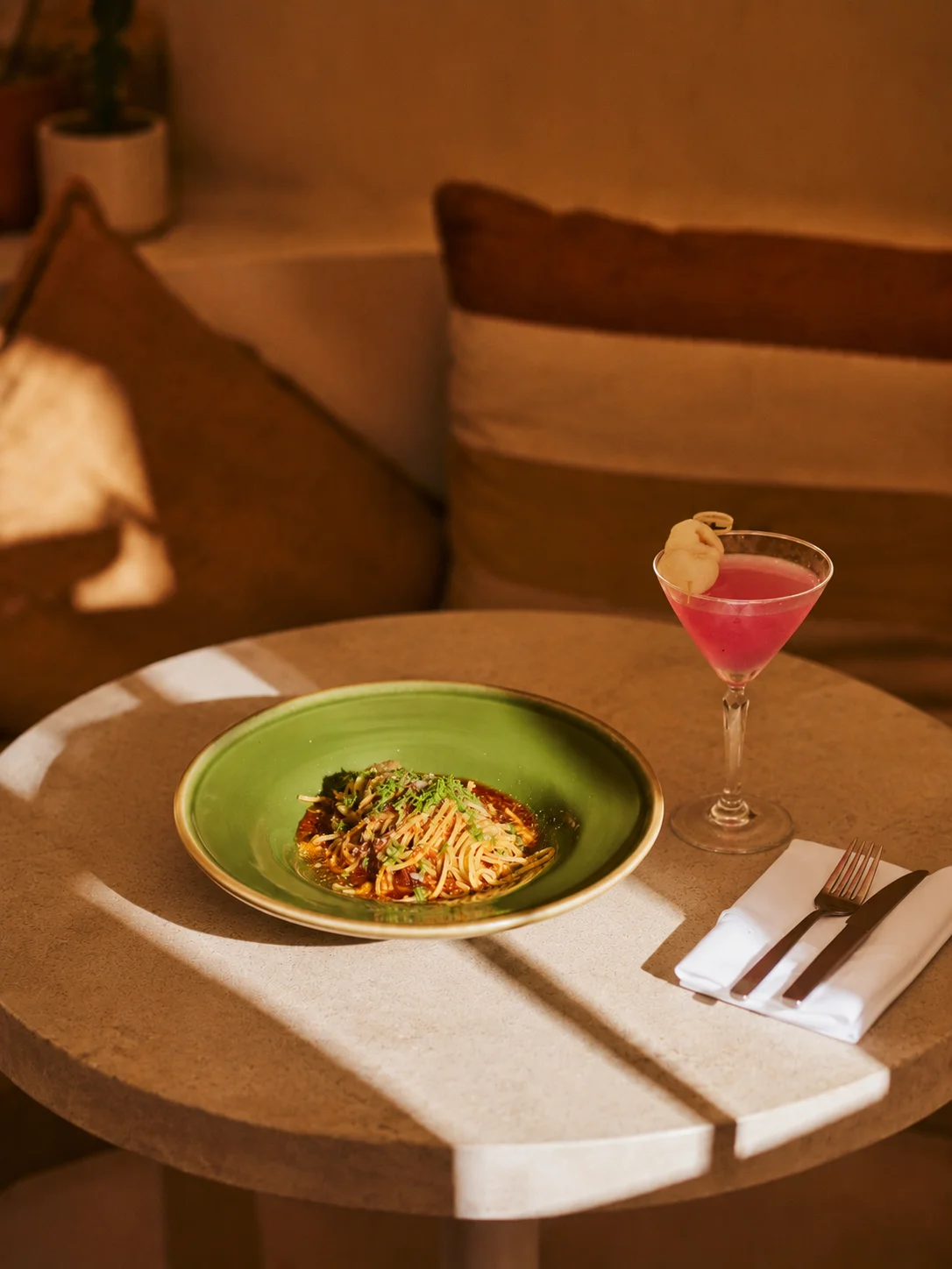 KOI Danang Resort | Umi Beach Bar