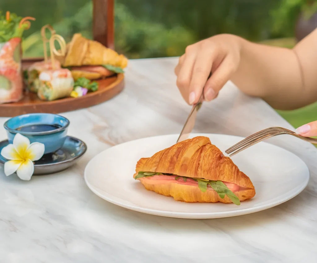 SET TRÀ CHIỀU MỪNG THÁNG 10 <BR> THÁNG CỦA PHÁI ĐẸP
