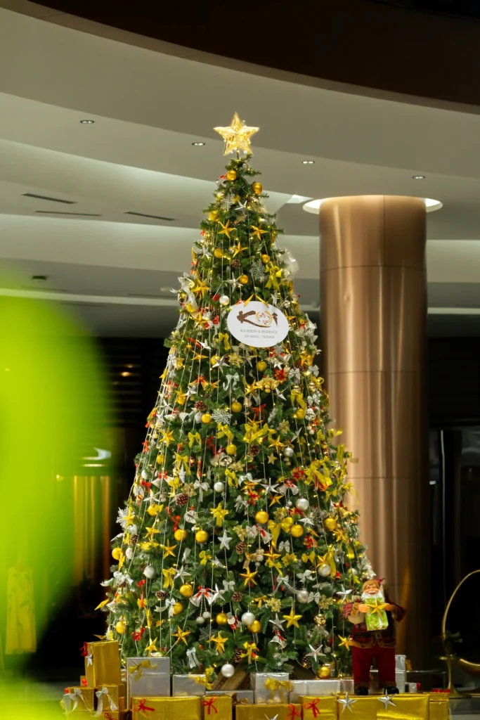 CHRISTMAS TREE LIGHTING CEREMONY <br>& INTERNATIONAL BUFFET DINNER 2026